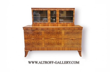 Kredens Art Deco z 1930 roku. Orzechowy. 
